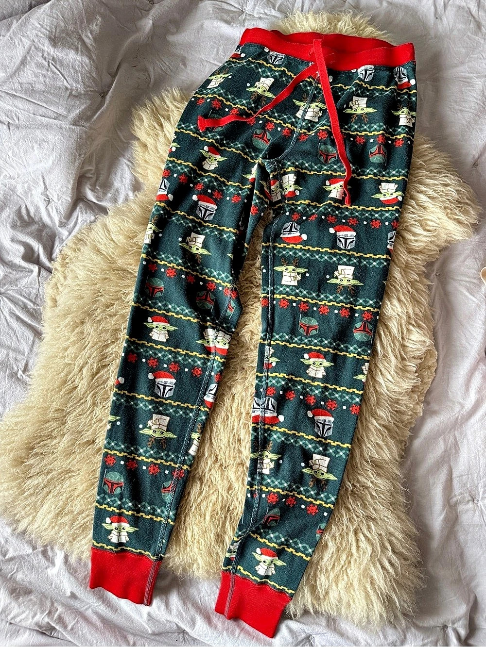Hanna Andersson Star Wars The Mandalorian Grogu Holiday Jogger Pajama Pants
